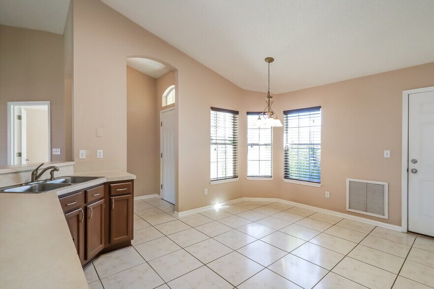 Building Photo - 2364 Tigress Ln