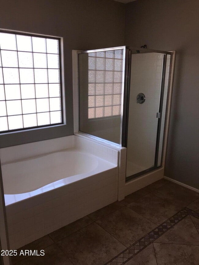 Building Photo - 3440 E Flower St