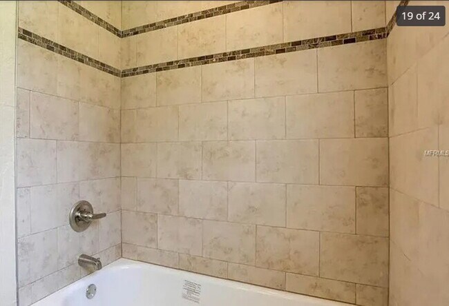 Building Photo - Home For Rent in St Petersburg!