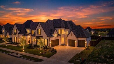 Building Photo - 925 Shady Oaks Dr