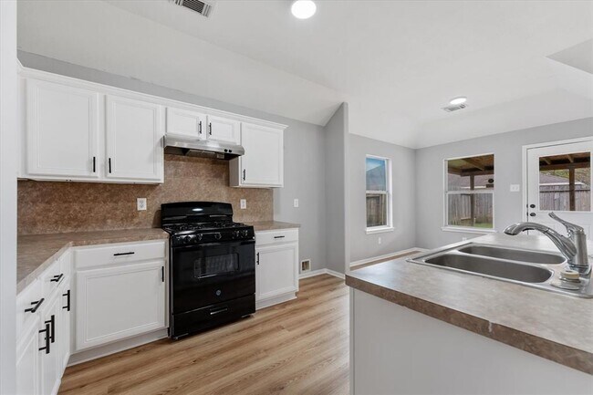 Building Photo - 10051 Williams Field Dr