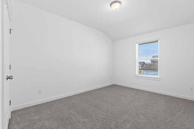 Building Photo - 120 Hartson Dr