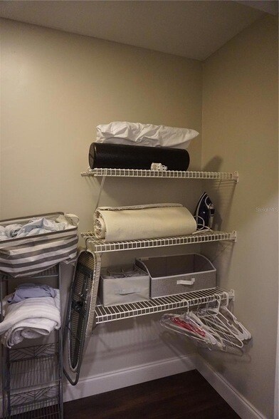 Building Photo - 534 Pinellas Bayway S