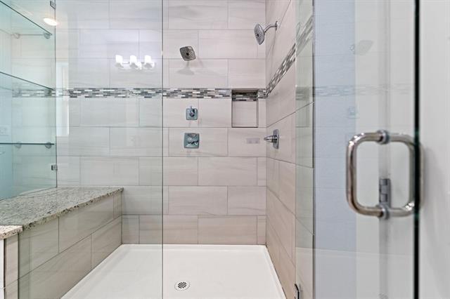 Building Photo - 203 S Village Way