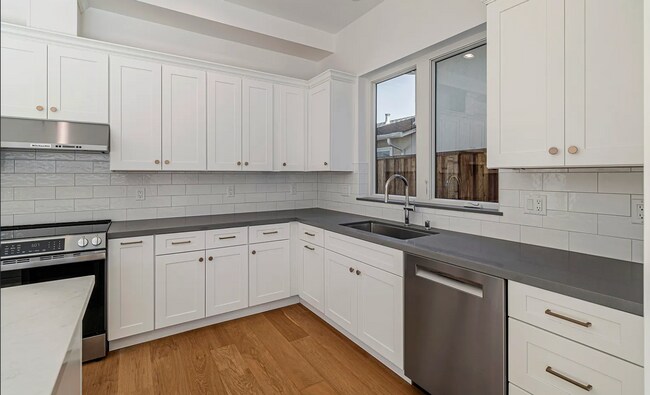 Building Photo - Welcome to The Grove on Kentfield, nestled in Redwood City's charming Palm Park neighborhood.