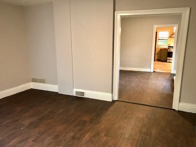 Building Photo - 299 Fargo Ave