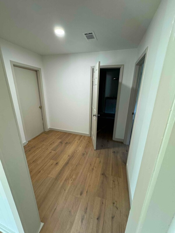 Building Photo - 137 AR-365