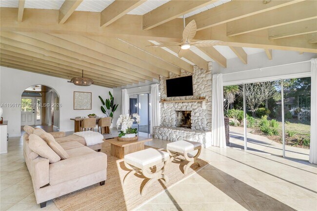 Building Photo - 19655 N Riverside Dr