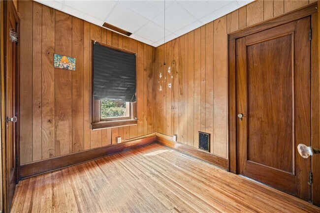 Building Photo - 97 Rohr St