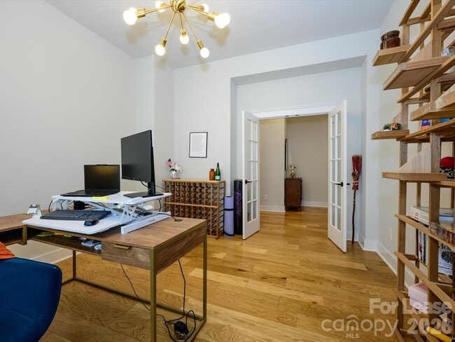 Building Photo - 1217 Drummond Ave