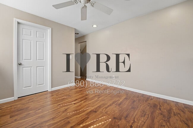 Building Photo - 8376 Covered Wagon Ct