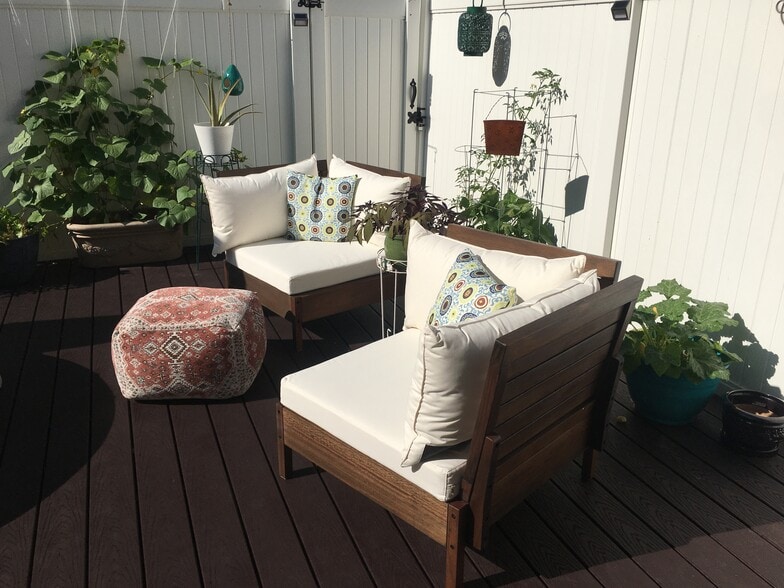 Private outdoor deck - 13 Boylston Ln