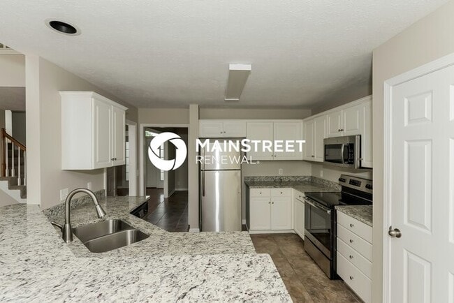 Building Photo - 4 Bedroom Pet-Friendly Home in Goodlettsville, TN with Main Street Renewal