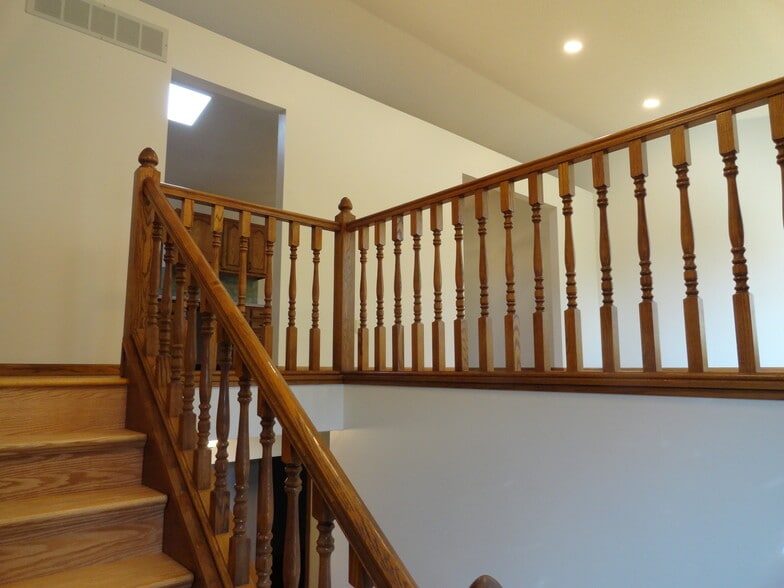 Building Photo - 503 24th Street SW