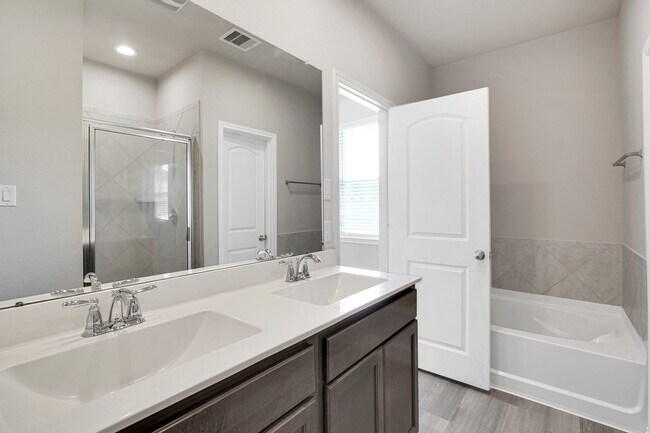 Building Photo - 17121 Upland Bent Ct