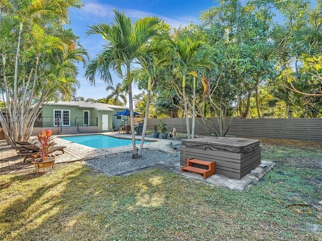 Building Photo - 1731 NW 7th Terrace