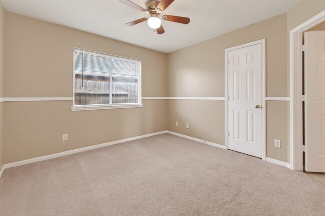 Building Photo - 18727 Forest Deer Rd