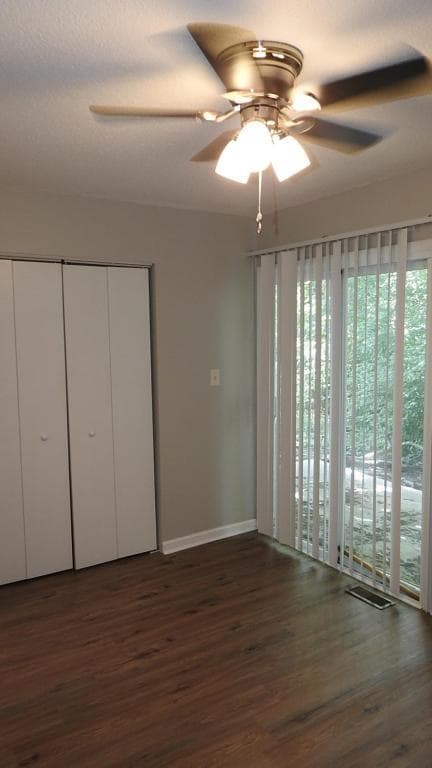 Building Photo - 408 NE Westwind Dr