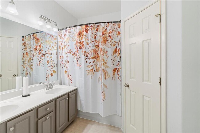 Building Photo - 12205 Abbey Glen Ln