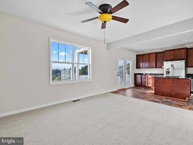 Building Photo - 2486 Winthrop Dr