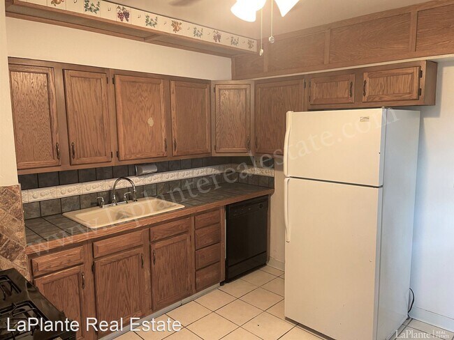 Building Photo - 2 br, 1 bath House - 2538 Oakwood Avenue