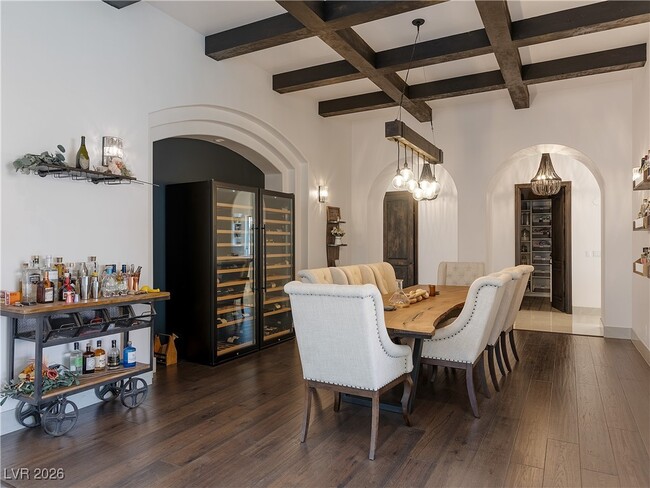 Building Photo - 190 Inveraray Ct