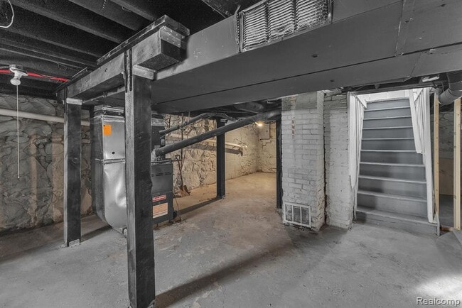 Building Photo - 3524 S Haggerty Rd