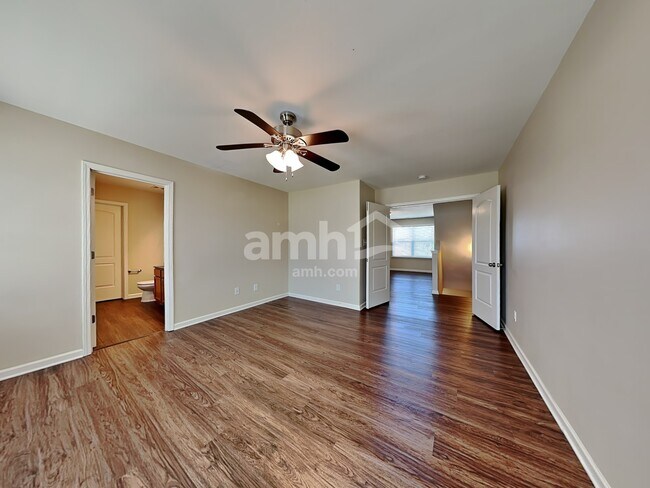Building Photo - 105 Habersham Ct