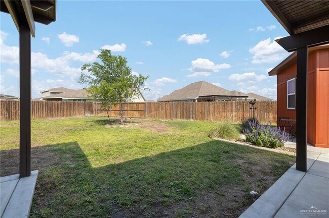 Building Photo - 28 Escondido Pass