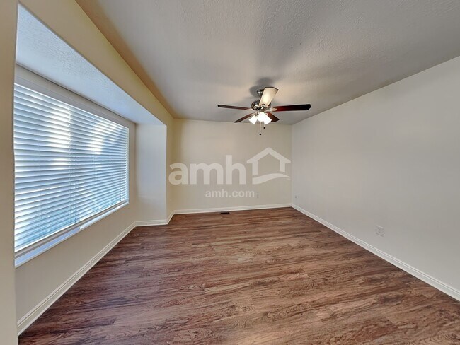 Building Photo - 2552 W 1500 N