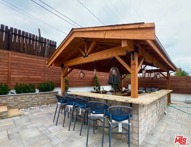 Building Photo - 3317 Burritt Way