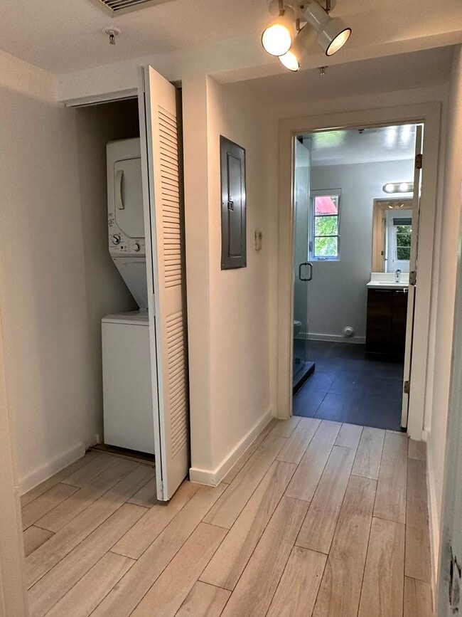 Building Photo - BRAND NEW 1BD APT IN THE HEART OF ART DECO