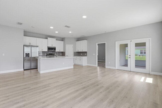 Building Photo - 5574 SW 128th Pl
