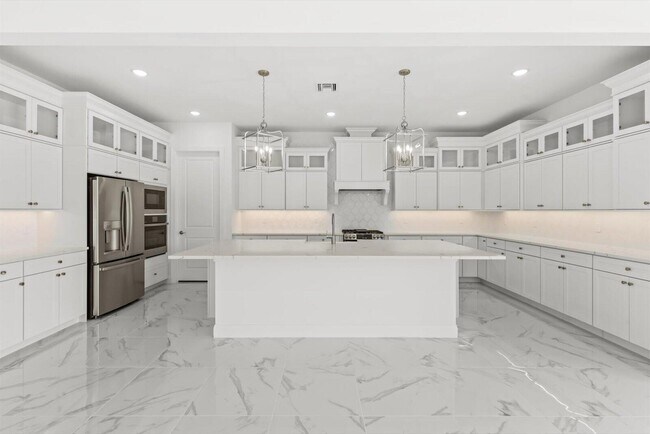 Building Photo - 10264 Field Flower Trl