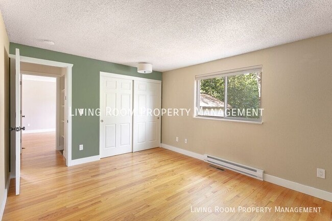 Building Photo - 11315 SW 51st Ave