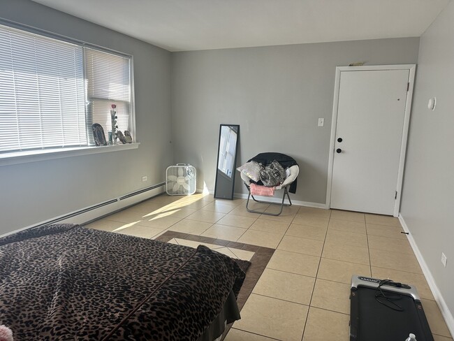 Building Photo - 6151 76th Ave