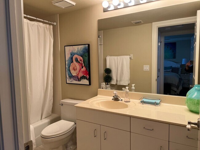 Building Photo - **PELICAN BAY**ST NICOLE**NEWLY FURNISHED**STUNNING SEASONAL OR ANNUAL RENTAL**