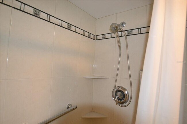 Building Photo - 40 Gretchen Ct