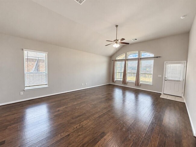 Building Photo - 6050 Malta Cir