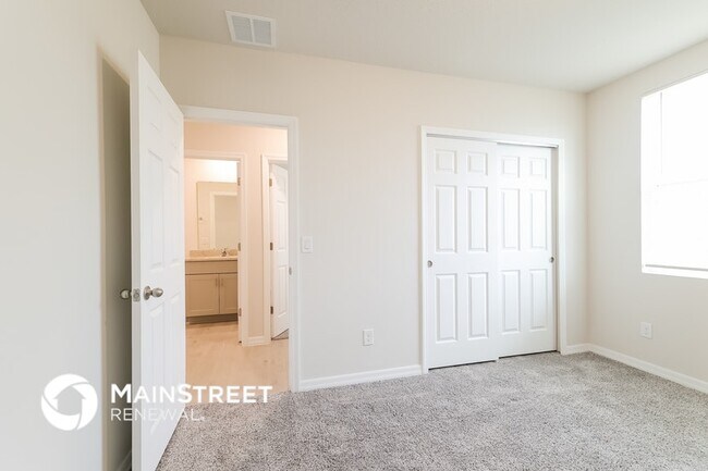 Building Photo - 1408 Saguaro St
