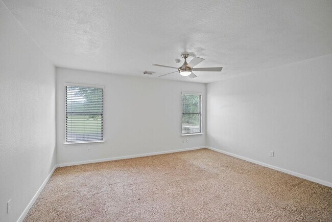 Building Photo - 1334 Flatrock Creek Dr