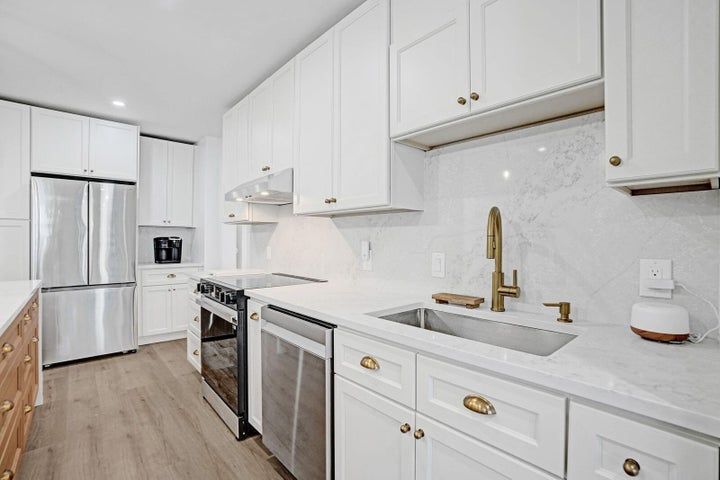 Building Photo - 4250 Galt Ocean Dr