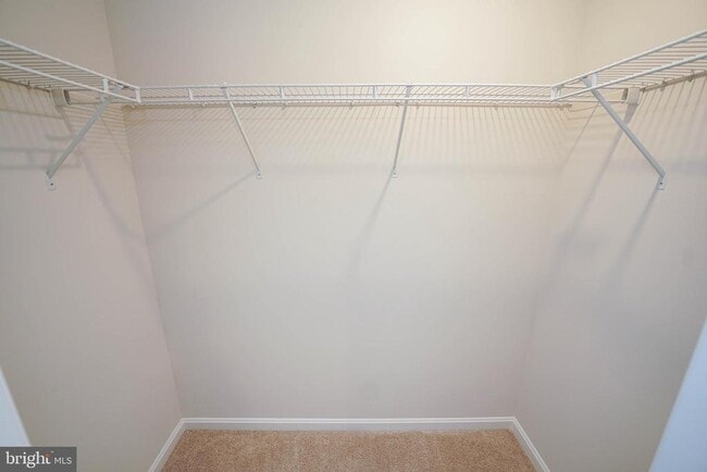 Building Photo - 819 Mersey Ln