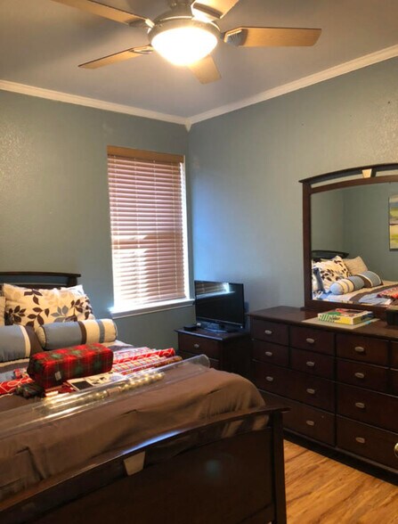 Building Photo - 3521 Desert Mesa Rd