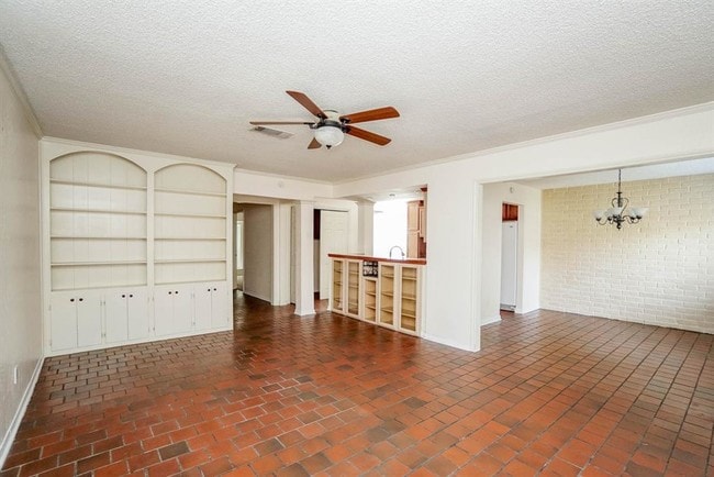 Building Photo - 14370 Misty Meadow Ln
