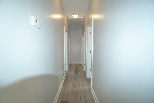 Building Photo - 156 Marsh Rabbit Dr
