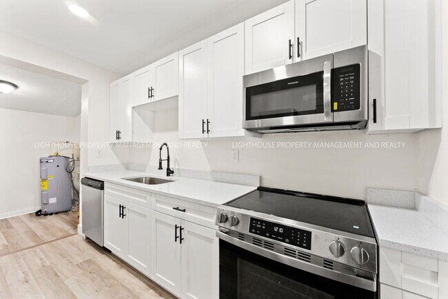 Building Photo - Beautifully Renovated 3-Bedroom Home for Rent!