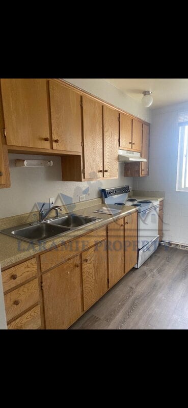 Building Photo - Springbrook Apartments