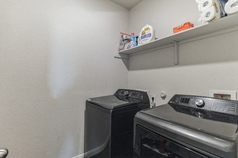 Building Photo - 104 Docile Lp