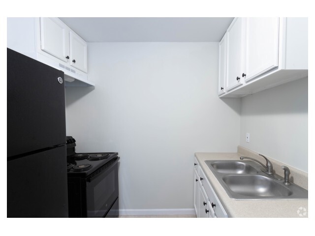 Floorplan - Creekside Commons Apartments